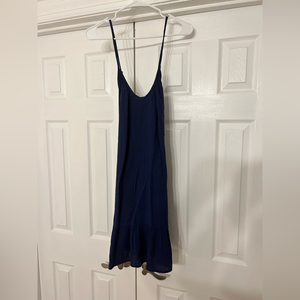Vineyard Vines - Navy - Dress or cover up - size medium